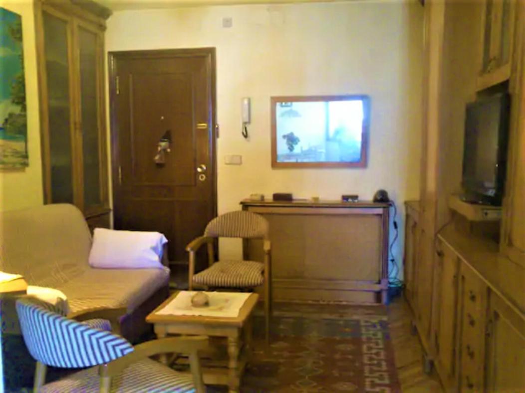Acogedora Habitacion Doble Junto A Paseos & Parques ซานติอาโก เด กอมโปสเตลา ภายนอก รูปภาพ